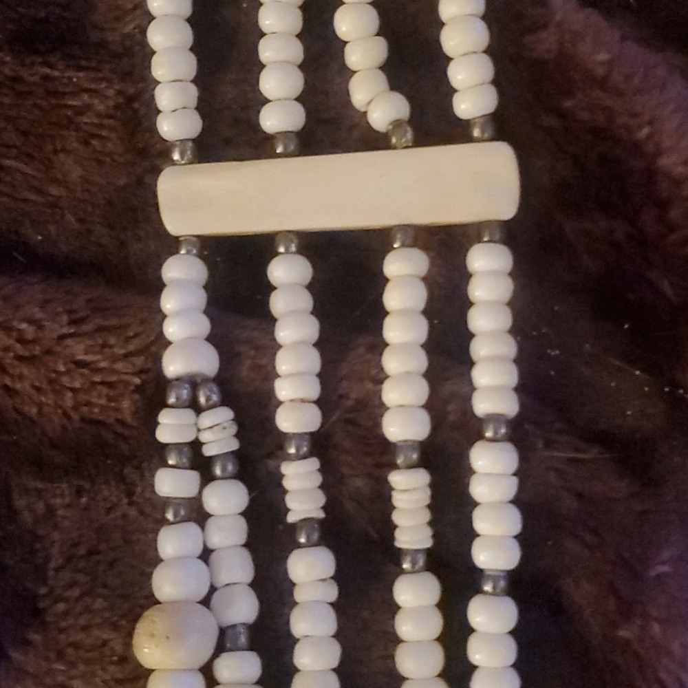 She'll Necklace - Picture 3 of 5